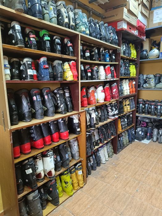 Ски обувки  -- 30- 50 лева..