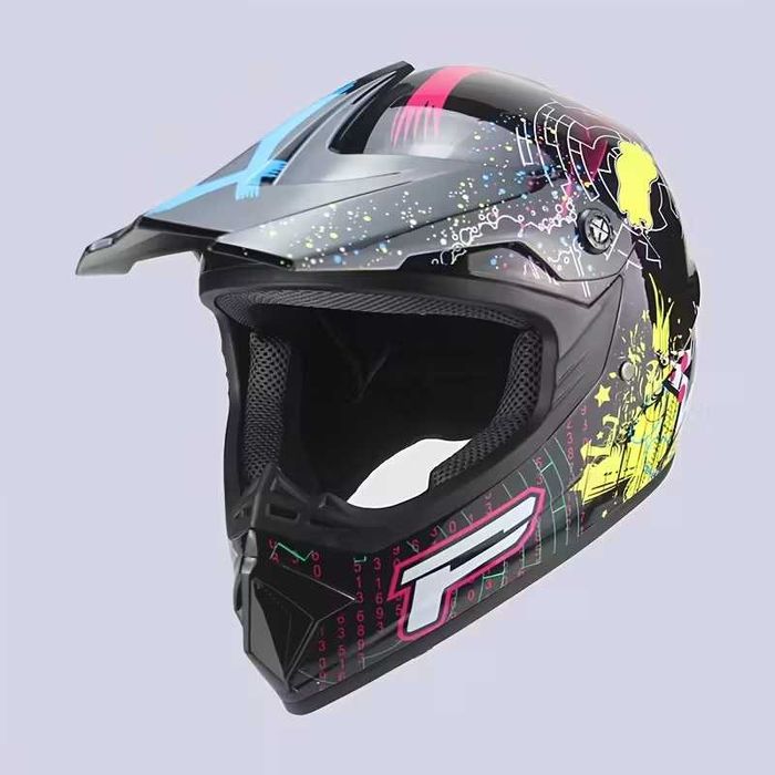 Детска кросова каска 168126