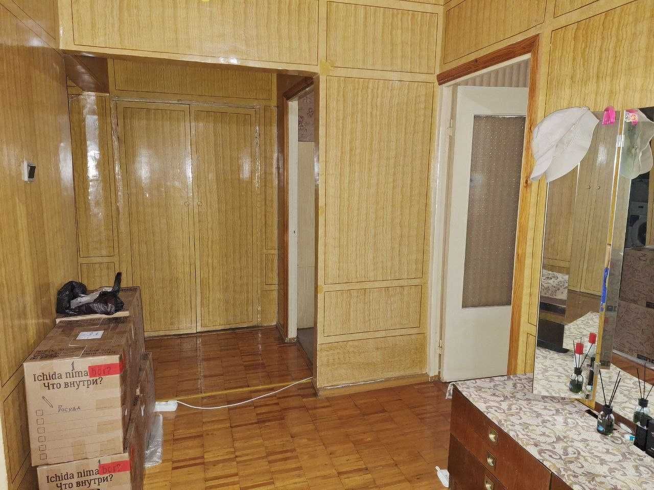 Продам 3х комнатную квартиру куйлюк 5 ор-р Базарчик 78м2=60.000$