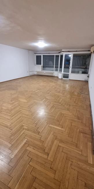 Дава се под наем Многостаен апартамент в София, Борово - 200 кв.м за 1200 € - Снимка #3