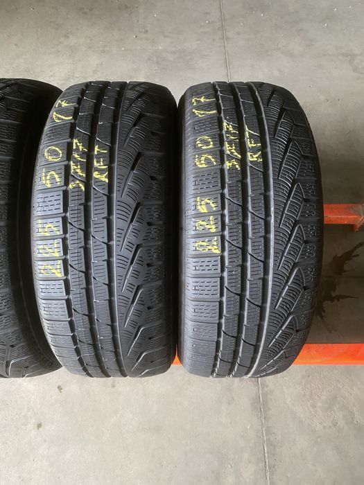 Anvelope iarna 225/50/17 Pirelli Sottozero 2 RFT 225 50 17 R17