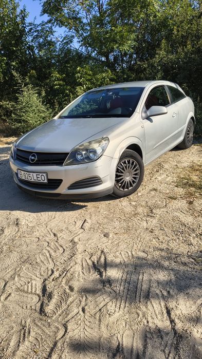 Vând Opel Astra H GTC 1.7 diesel