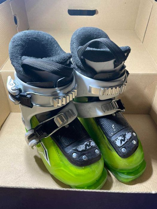 Детски ски обувки Nordica 28ми номер (17,5 см)