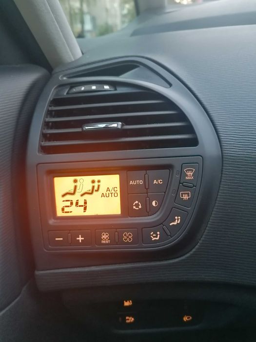 Citroen C4 I Picasso (Phase II, 2010), 1.6 HDI