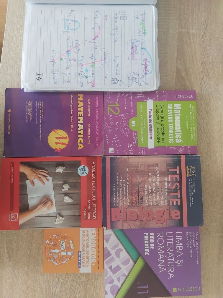 Culegeri pentru Bacalaureat Biologie,Romana și chimie admitere MED