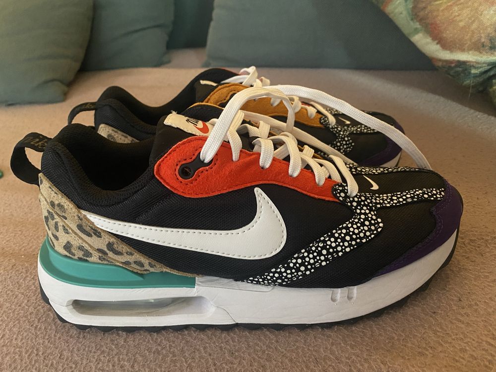 Nike Air Max DAWN SE