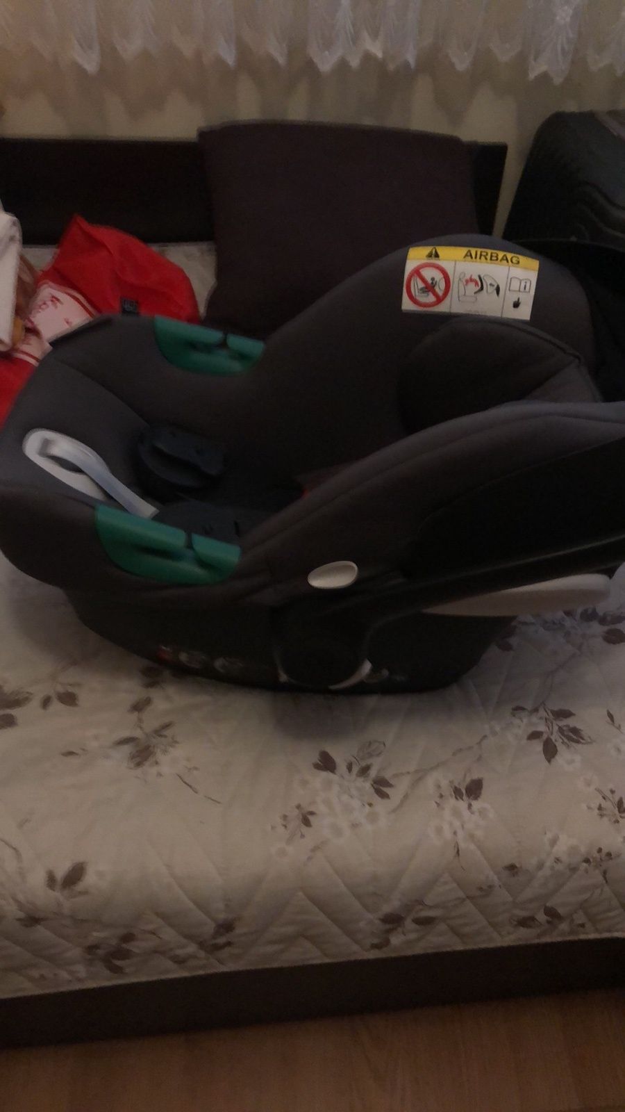 Столче за кола Cybex Aton B2  i size + приставки за рама