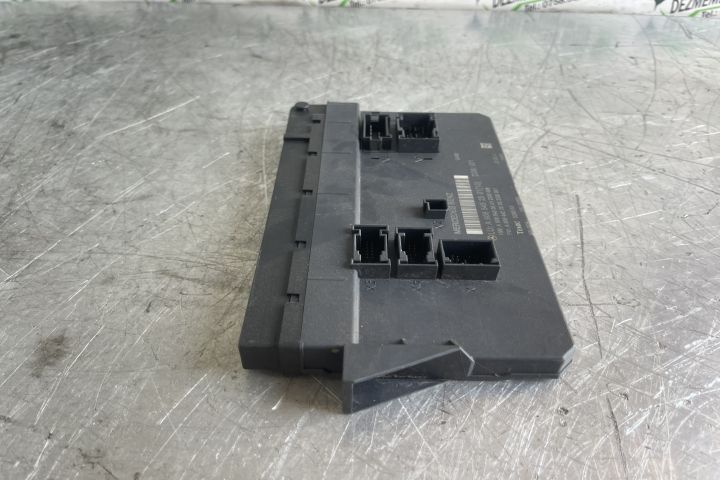 Calculator modul panou SAM A9065452501 / A 906 545 25 01 Mercedes-Ben