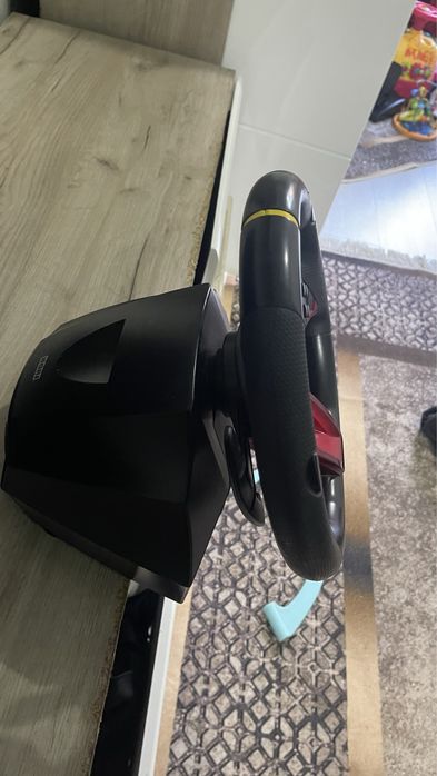 vand urgentVolan HORI wireless pentru ps4 vand sau schimb