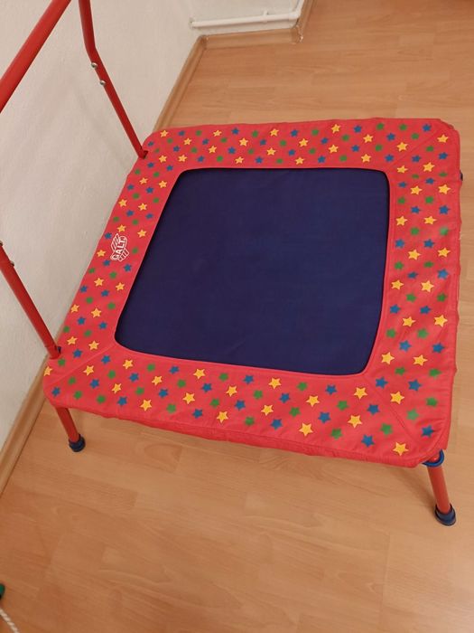 Trambulina pentru copii