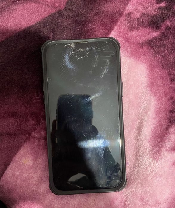 IPhone 15+ ,se vinde urgent