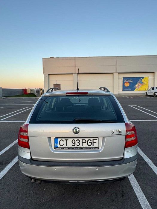 Vand SKODA OCTAVIA 2- 2.0 diesel 140 cp
