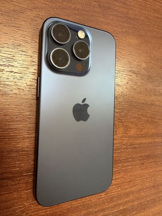 iPhone 15 Pro blue Titanium