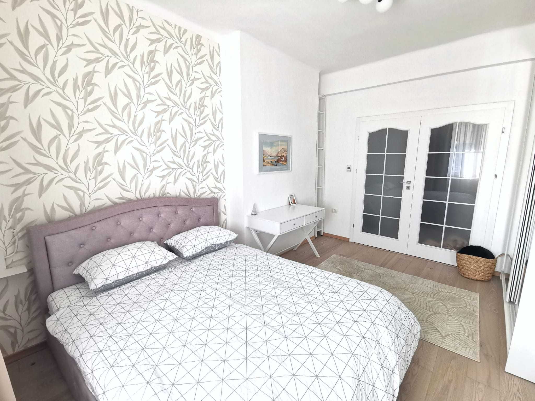 Apartament 2 camere, Decomandat, 61 mp, Parcare, Zona The Office, Cluj