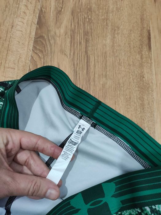 Pantaloni scurti compresie de dama Under Armour marimea M