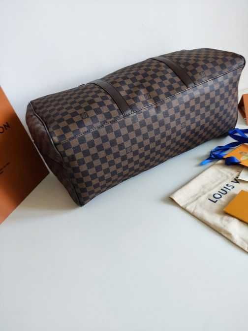in stoc voiaj, geanta sport Louis Vuitton 56-53