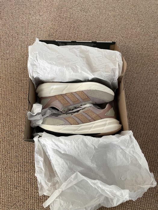 Addidas Astrastar 43 1/3  Чисто нови