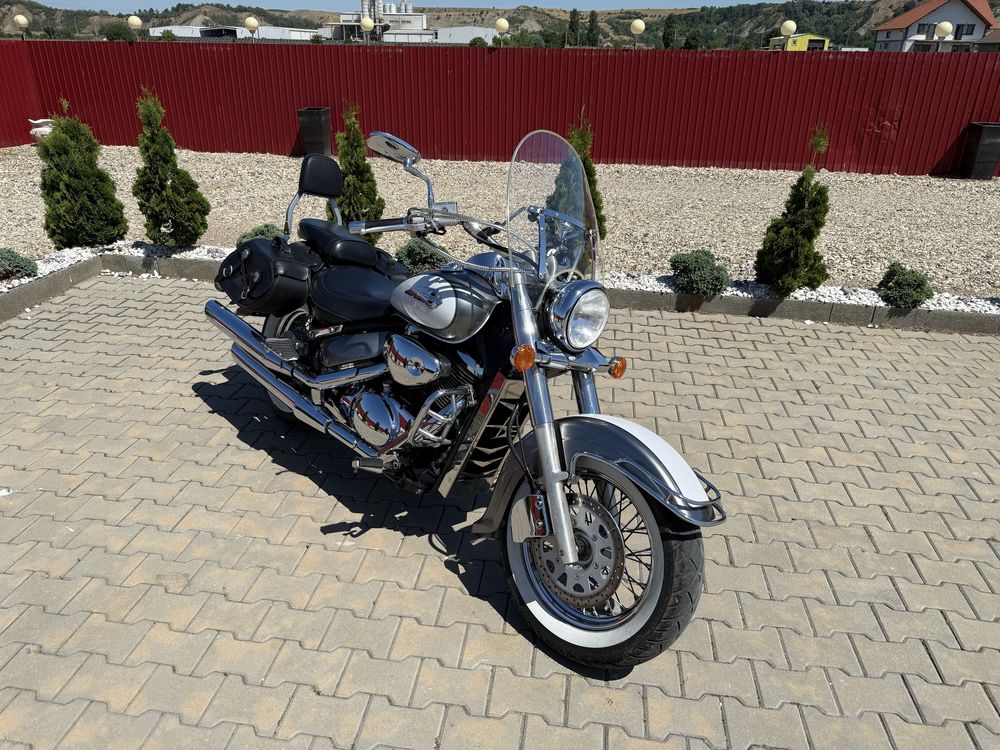 SUZUKI VL800 INTRUDER VOLUSIA extra crom impecabil model unicat revizi