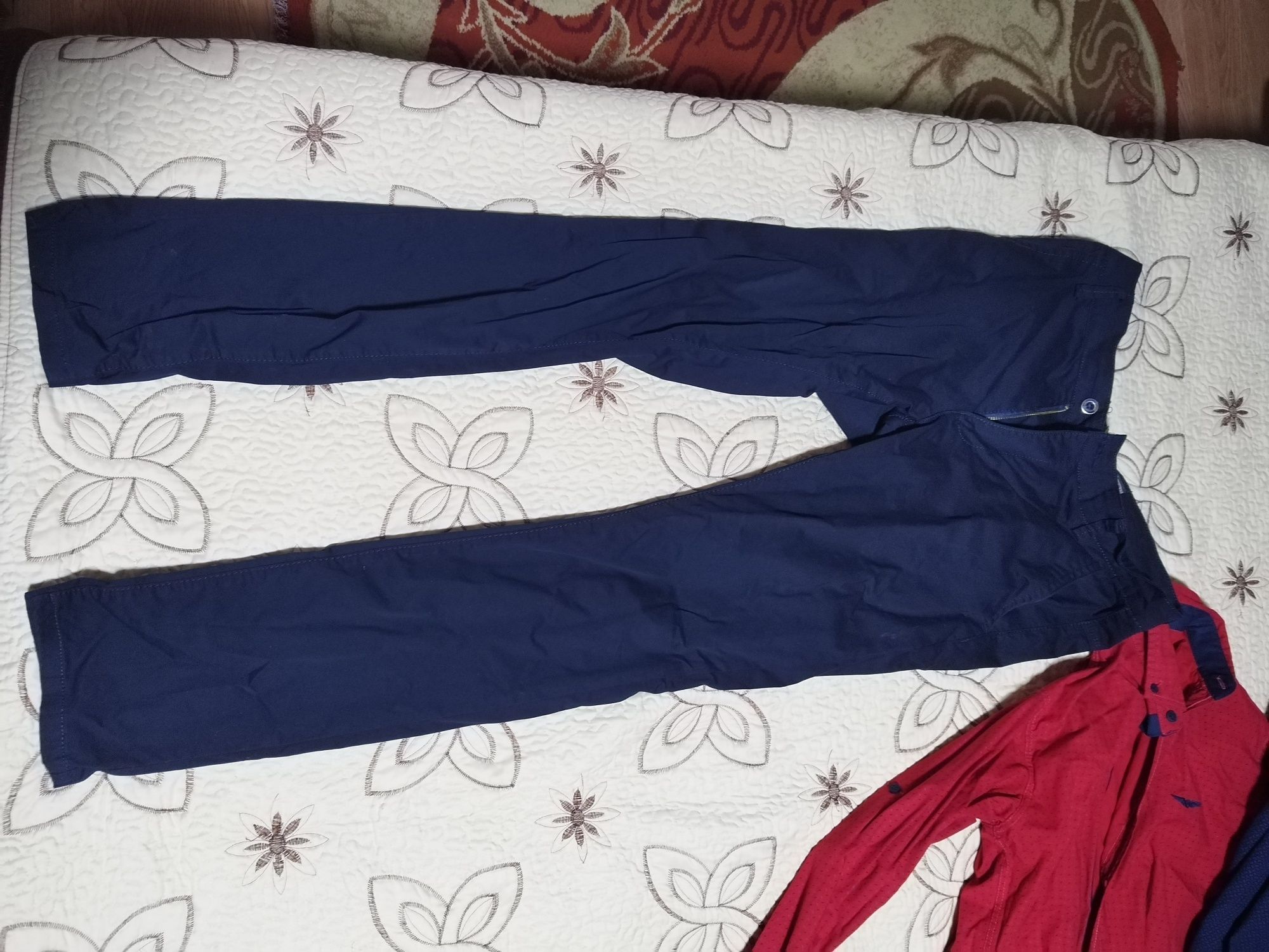 Camasi si pantaloni de costum