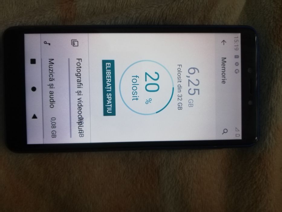 Allviev vând telefon