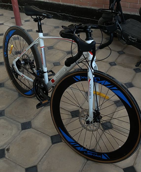 Шоссейный велосипед.