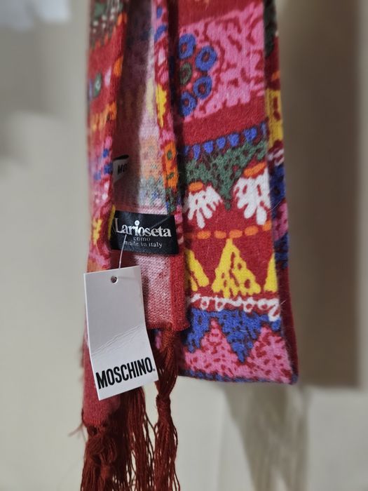 Esarfa  Larioseta Moschino