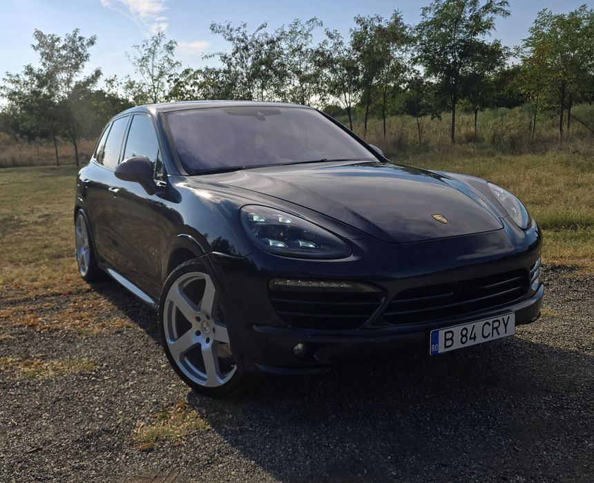 Porsche Cayenne Porsche Cayenne S