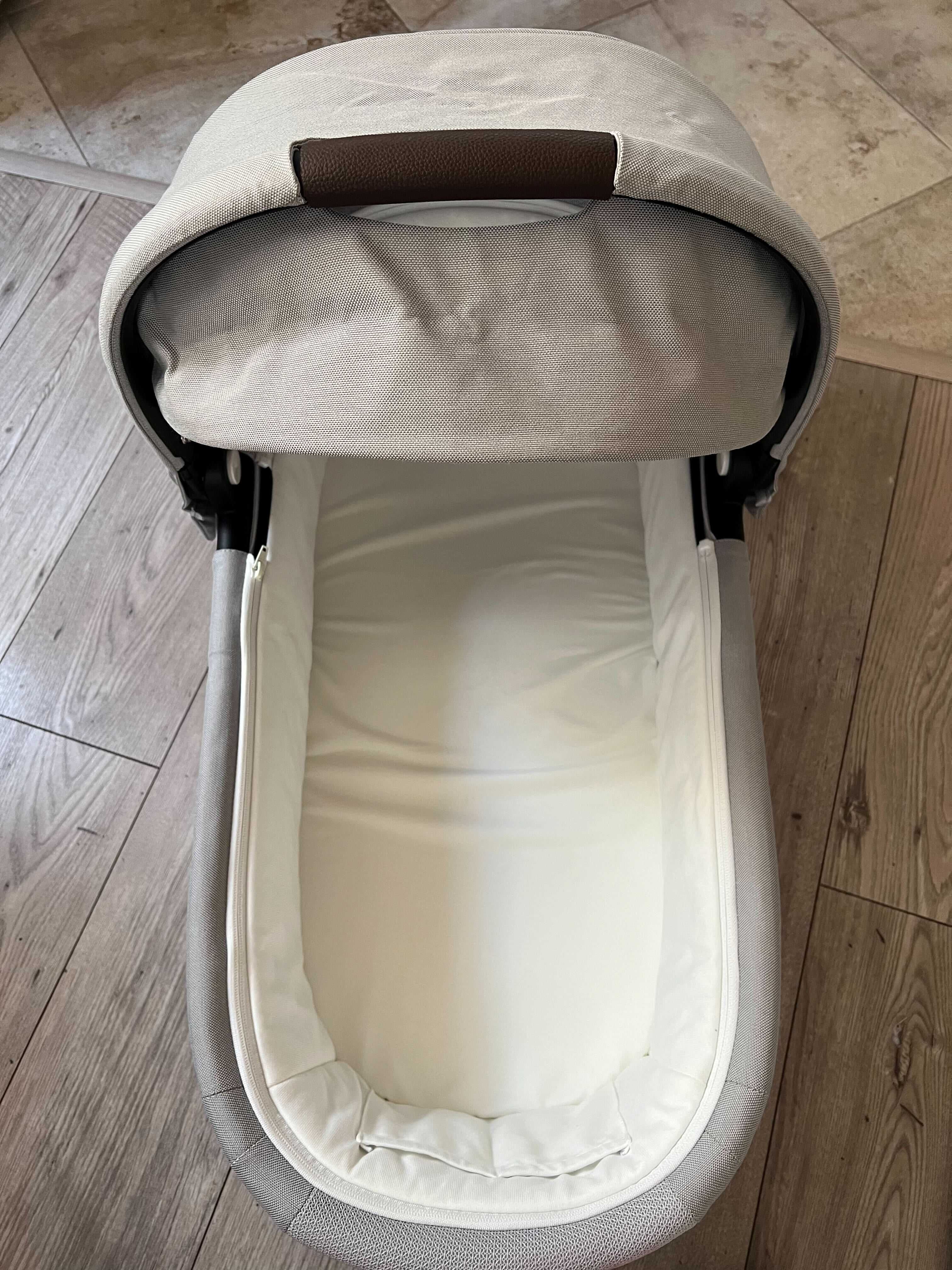 Кош за новородено Cybex Gazelle s