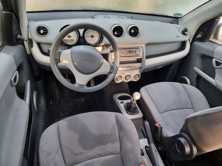 timonerie bara fata armatura capota trager calandru grile ceasuri plansa de bord Smart ForFour motor 1.5dci 68cp dezmembrez