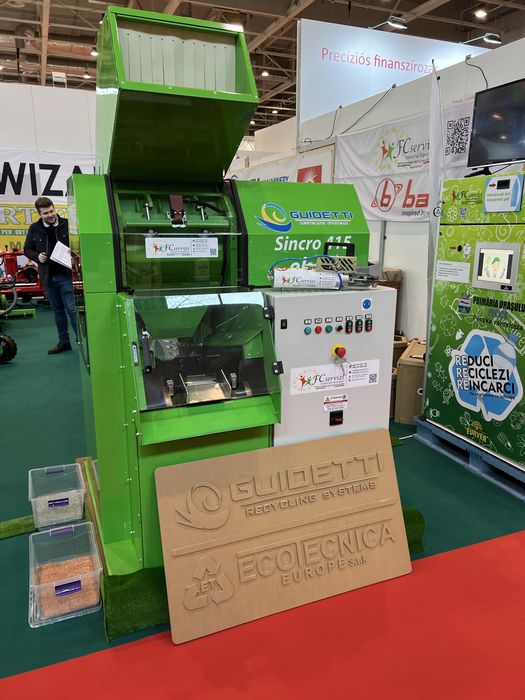 Tocator pentru reciclare cabluri