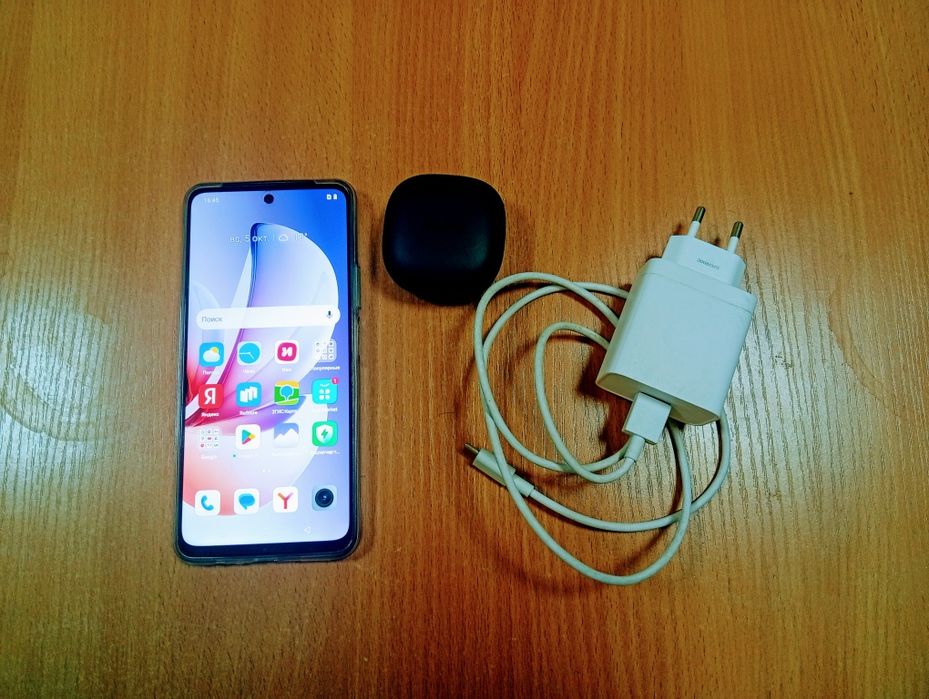 Смартфон Realme C71 + наушники Redmi