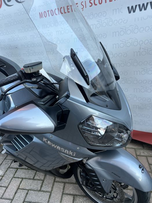Motoideea vinde  KAWASAKI GTR 1400  2008 ABS Rate Garantie