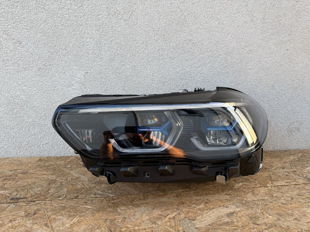 Far stanga BMW X5 X6 G05 G06 LASER SHADOW LINE BLACK Original Europa