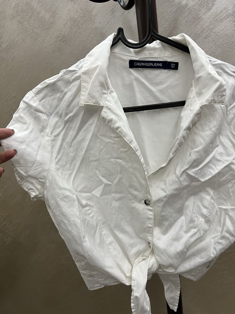 Тениска Guess Рокля Armani Exchance
