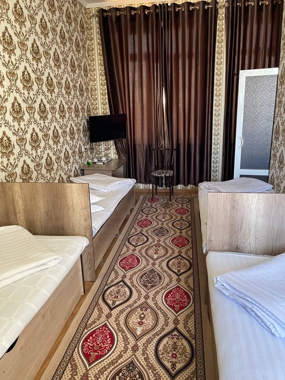 Gostinsa hotel mexmonxona