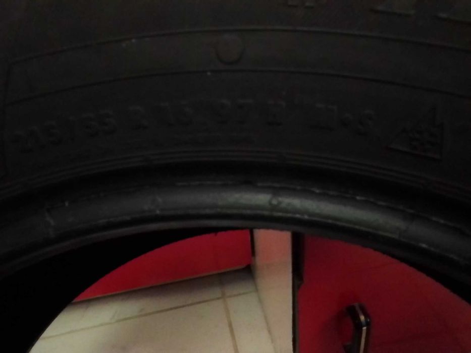 Зимни гуми от Ford употребявани - 2 броя