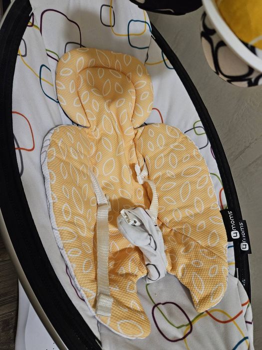 Бебешка люлка 4Moms MamaRoo с включена нова подложка за новородено