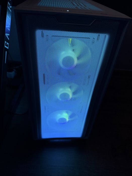 Pc Gaming RX 6600 8GB/ Ryzen 5 8400f / 16 Gb Ram DDR 5