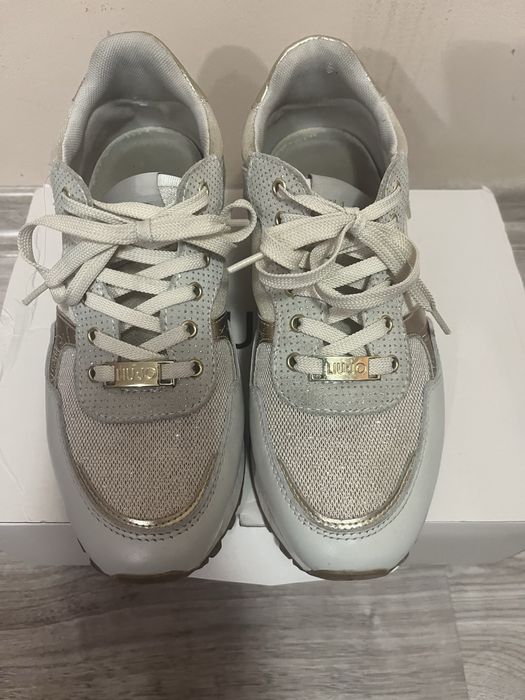 Маратонки на марката liu jo