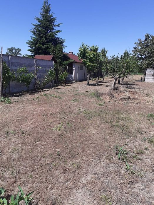 Vând casa semifinisata