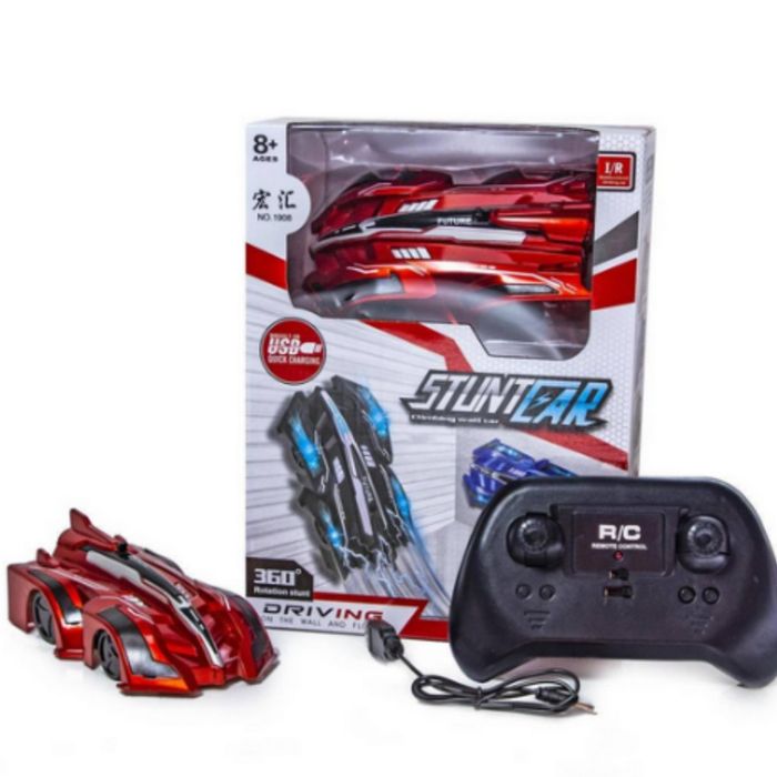 Антигравитационна каскадьорска кола – кара по стени, таван и под