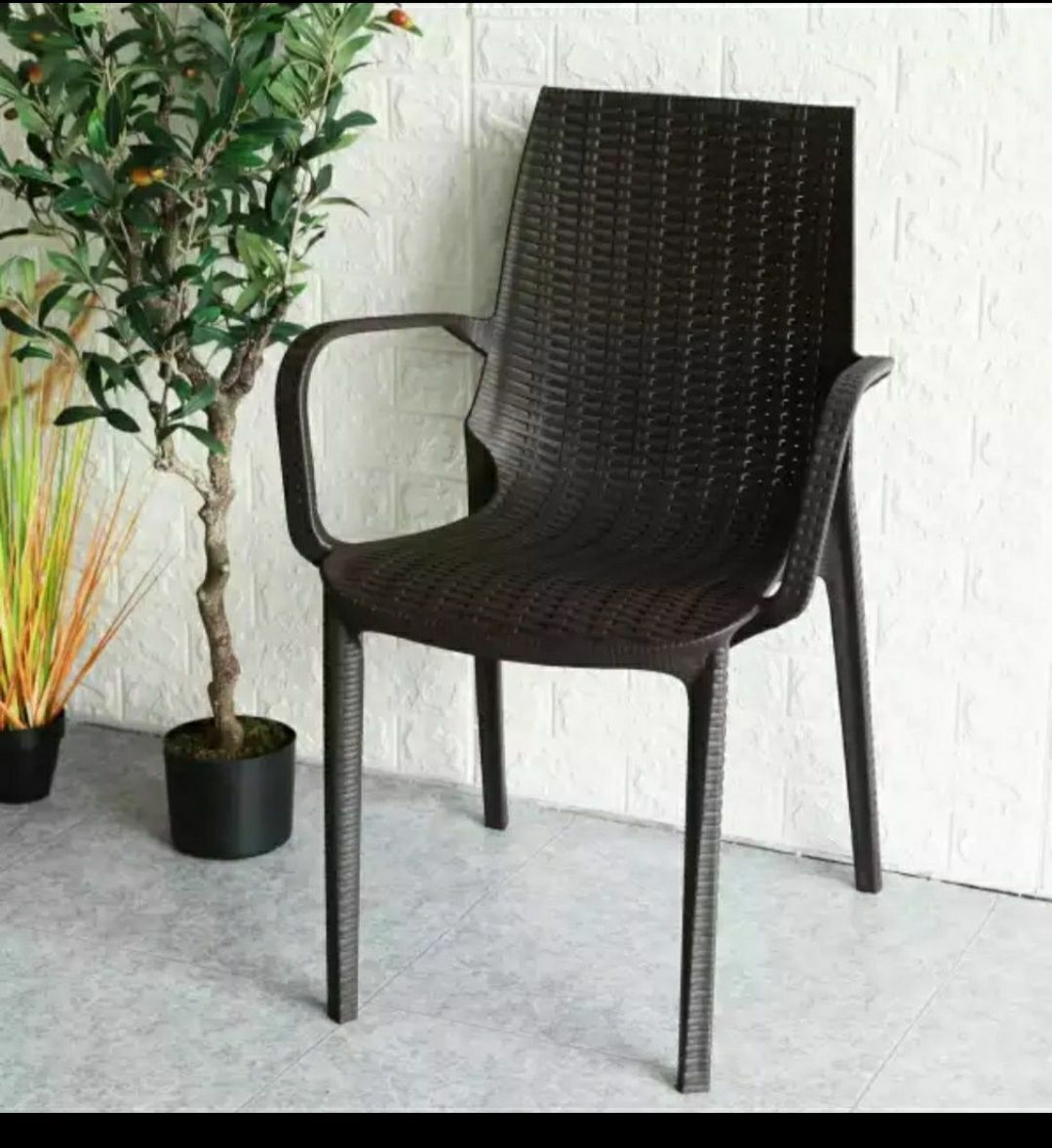 Пластиковые Столы со стульями для дачи и кафе 3-х цветах