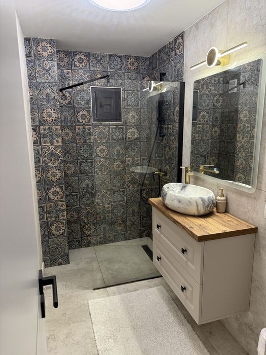 Apartament 3 camere 2 bai