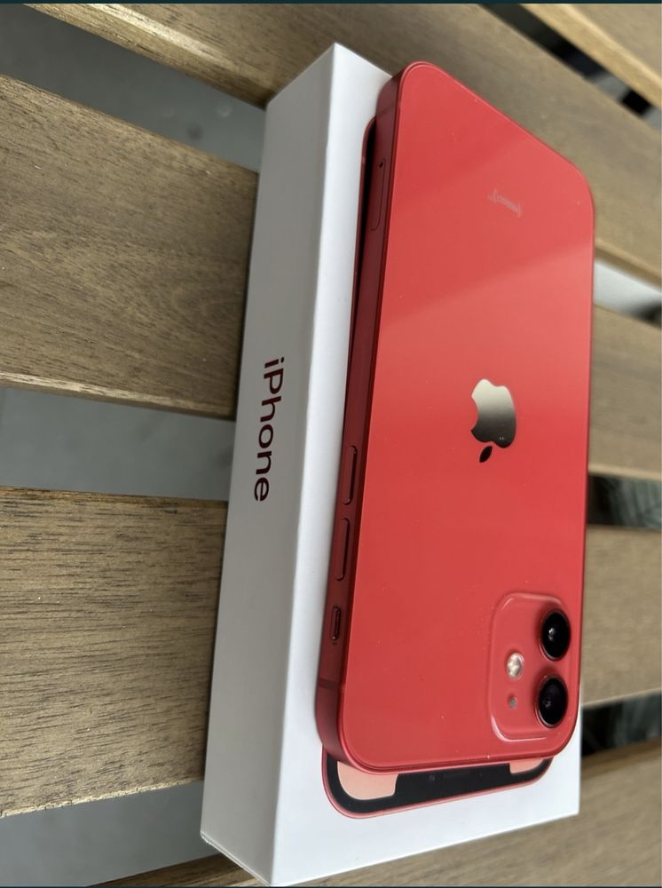 Vand iphone 12 Red