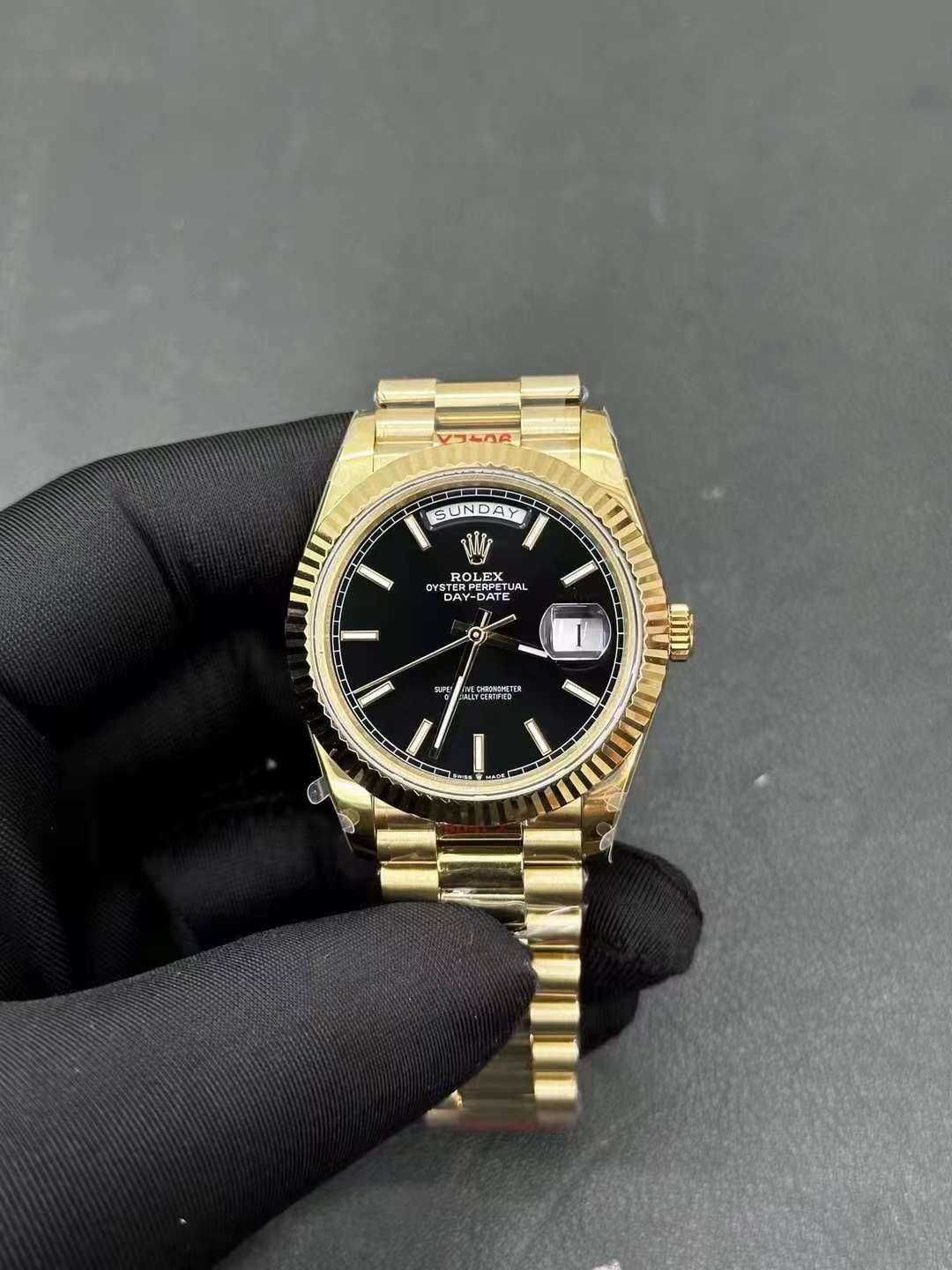 Rolex Day-Date 40mm Gold / Colectie