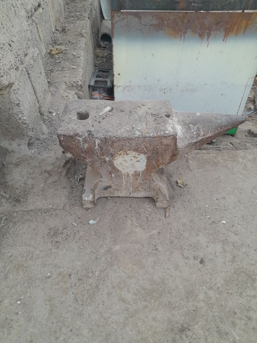 Alumin filyagalar yaxshi saqlangan sutga ishlatilgan yonidagiyam sotil