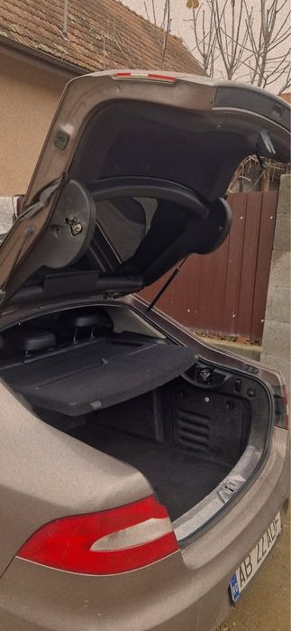 Skoda superb an 2010 automat dsg de 140 cai