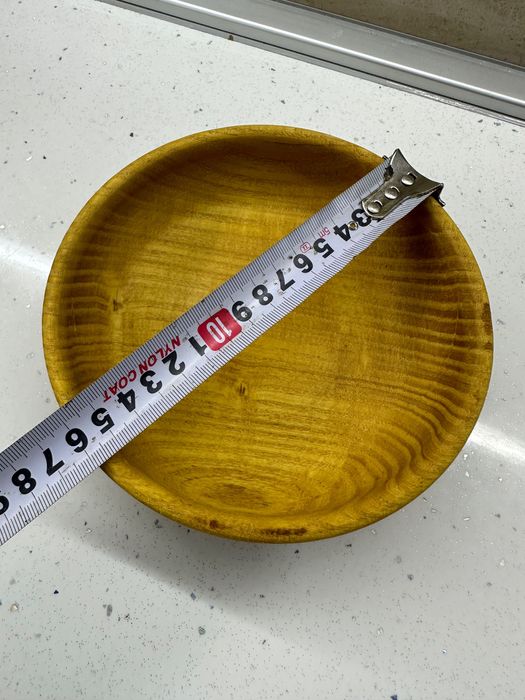 Масивни дървени купички от черница