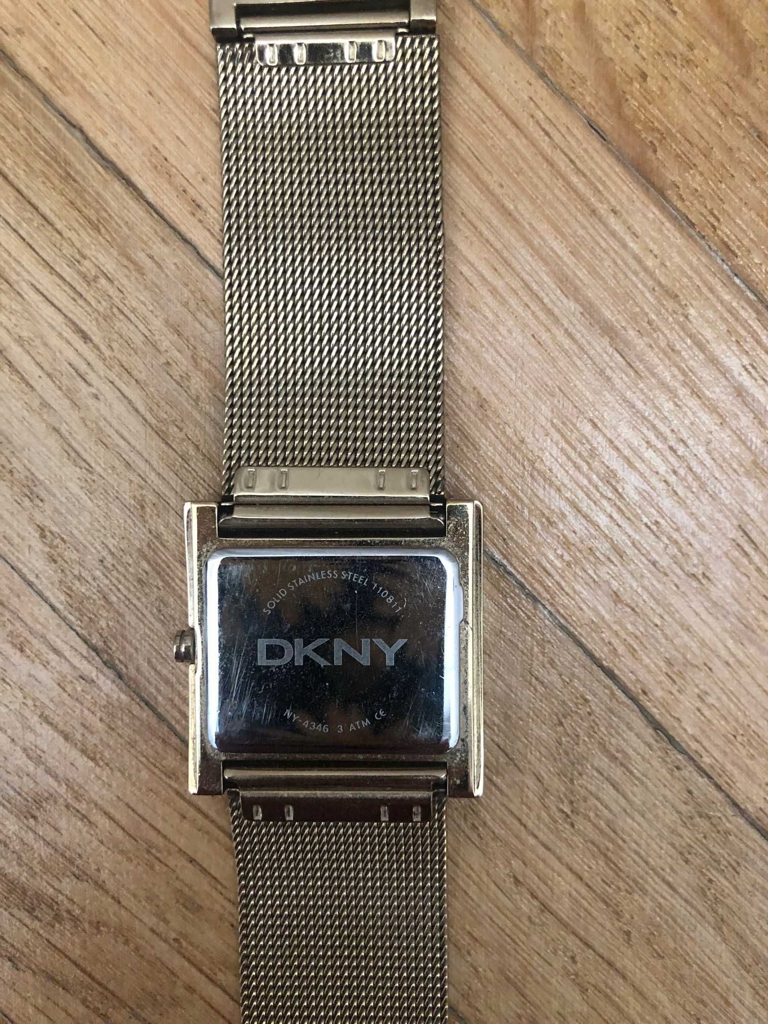 Ceas de dama DKNY auriu