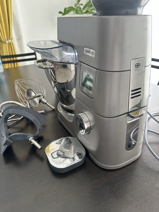 Robot de bucătărie Kenwood Titanium Chef Patissier XL